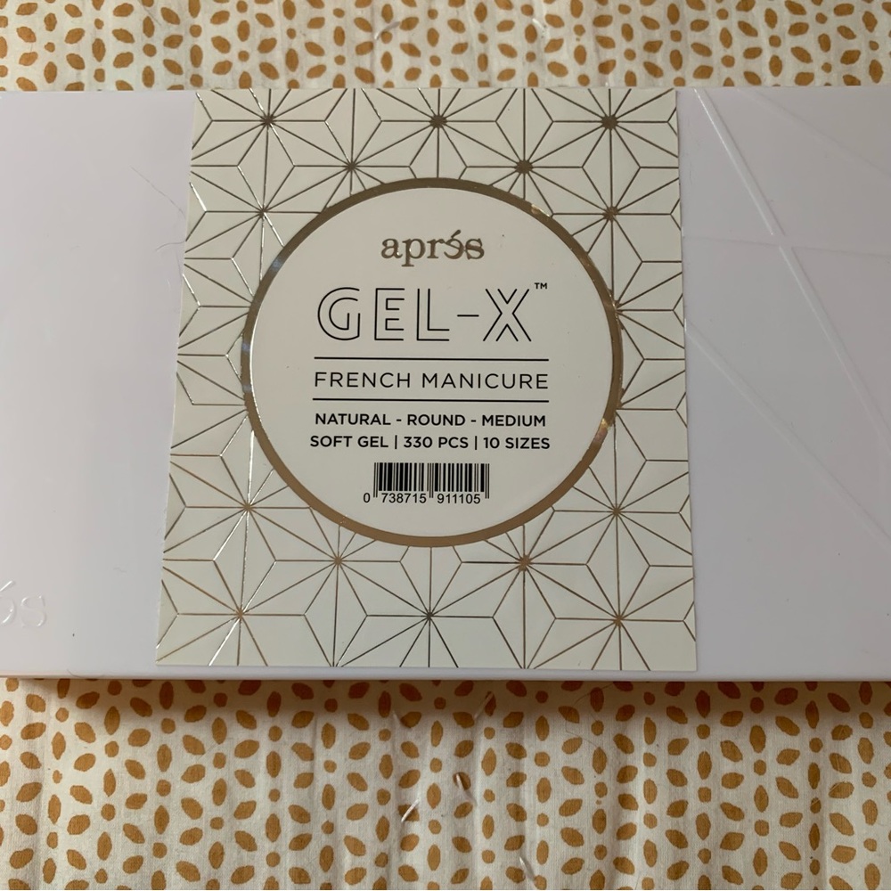Apres gel x round natural medium length